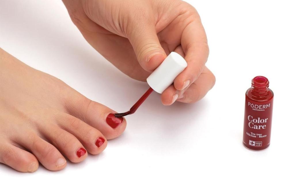 Toe nail polish for fungal nails