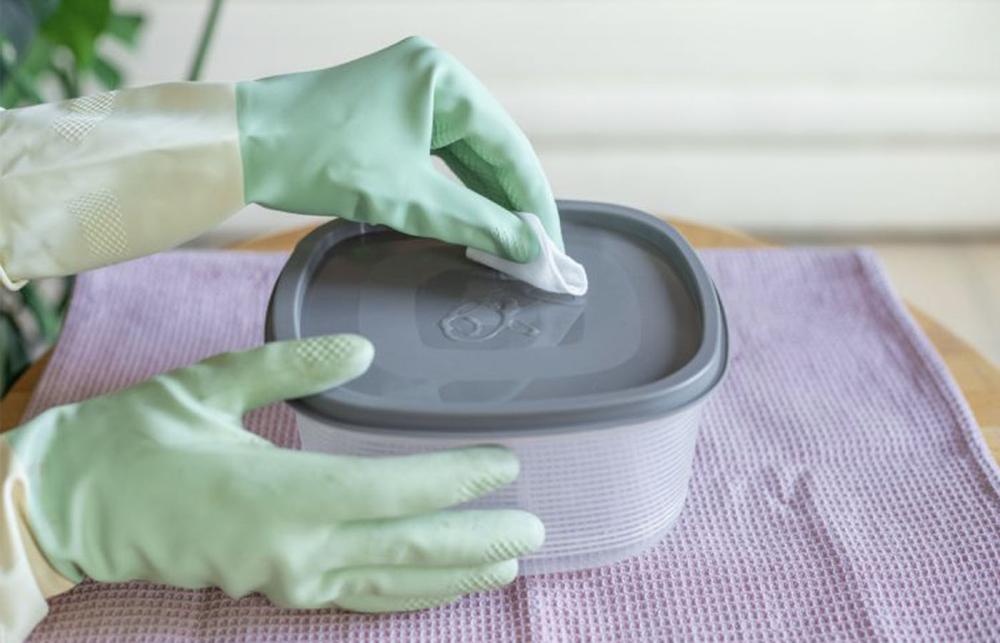 Remove Adhesive from Plastic