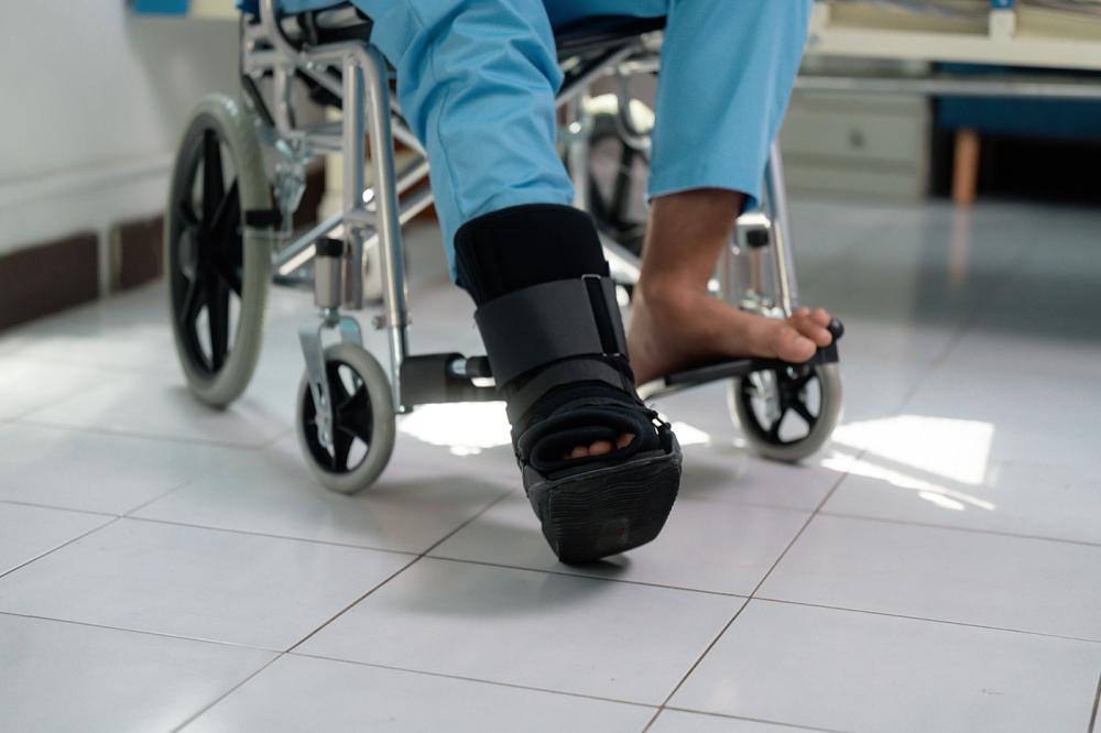 Foot Injured in Chair