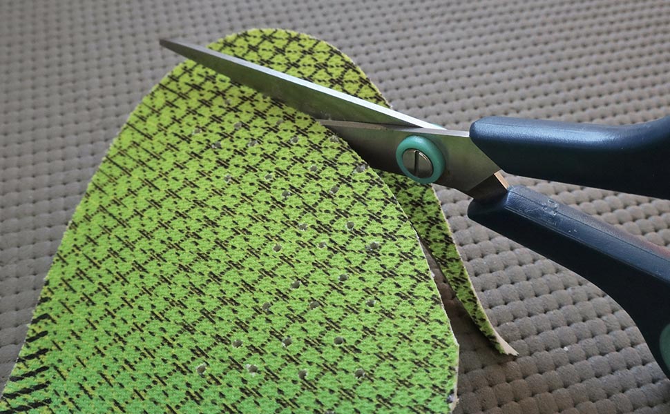 How to trim insoles