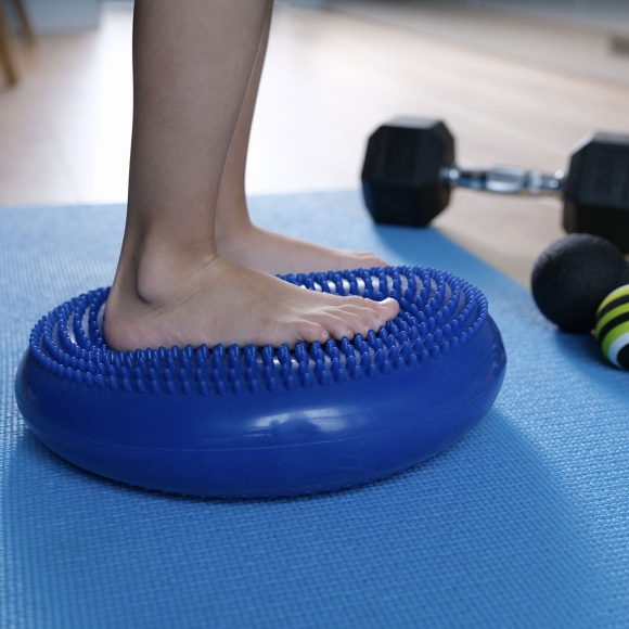 thumbnail image 2 of THERABAND Balance Trainer Pad - Green Beginner Level Foam Pad For Stability & Core Work 2 of 6