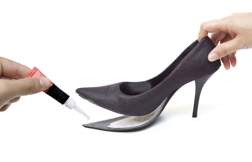 Super glue shoe repair