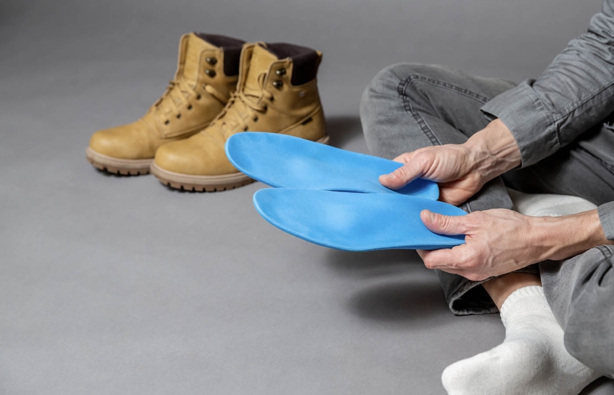 Orthotic insoles